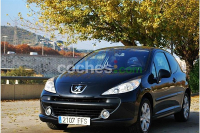 Peugeot 207 1.6i 16v Xs 3 p. en Barcelona