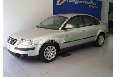 Volkswagen Passat 1.9tdi Comfortline 130 4 p. en Alicante