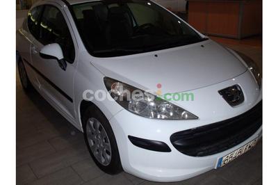Peugeot 207 1.4hdi Confort 3 p. en Barcelona